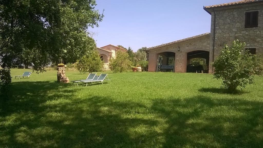 Agriturismo Il Poggiolo Монтемерано Екстериор снимка
