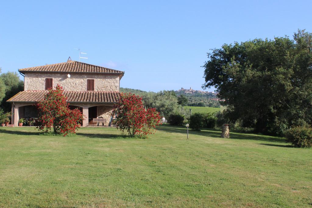 Agriturismo Il Poggiolo Монтемерано Екстериор снимка