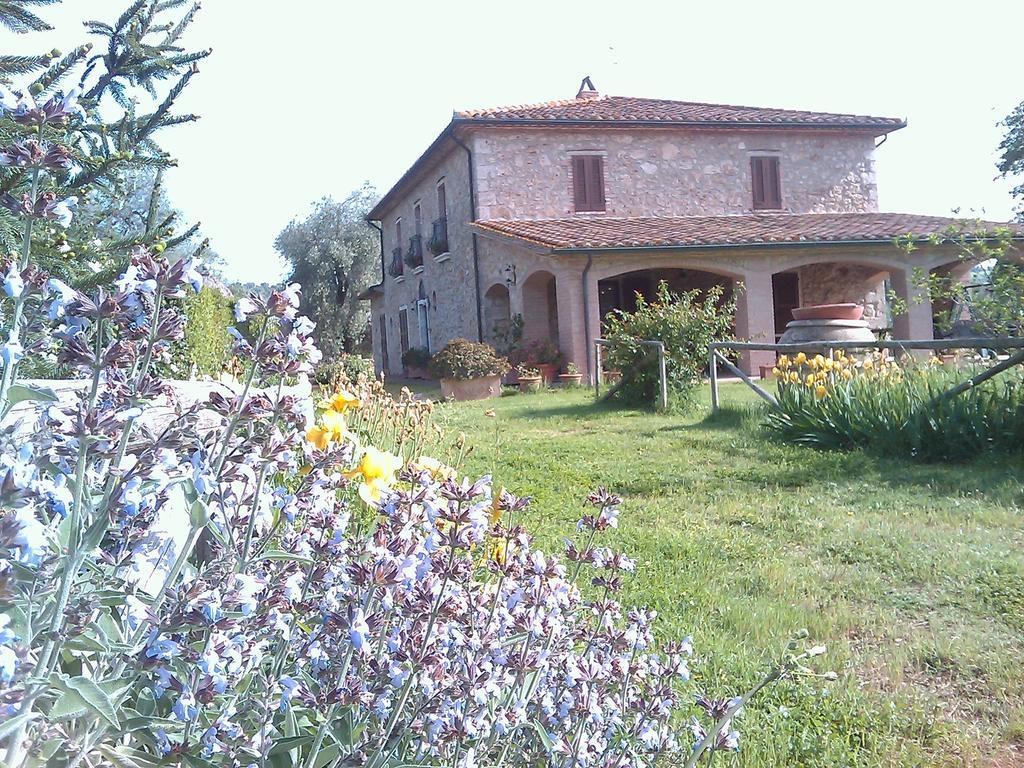 Agriturismo Il Poggiolo Монтемерано Екстериор снимка